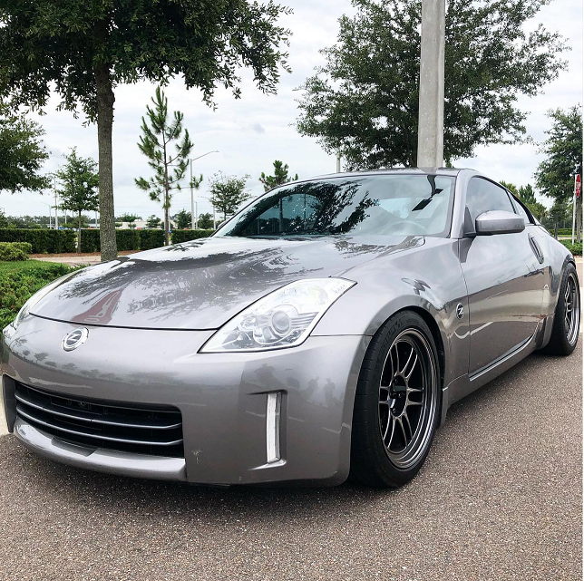 Custom Nissan Z sports car